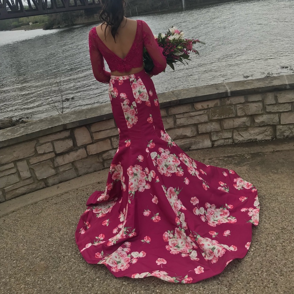 Sherri Hill Prom Dress